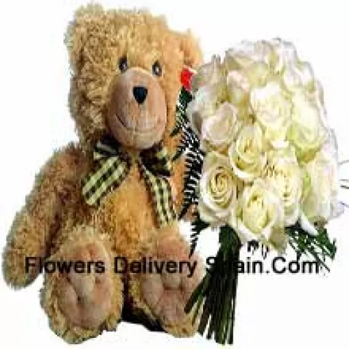 Bouquet de 19 roses blanches avec des remplisseurs saisonniers accompagnés d'un mignon ours en peluche brun de 14 pouces de hauteur