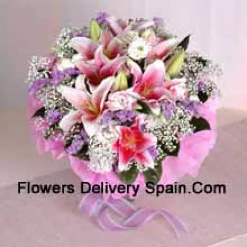 Hand Bunch Of Exclusive Pink Lilies